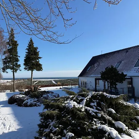 Scenic Estate With Private Activity Hall & Wellness Sauna Ferienhaus *