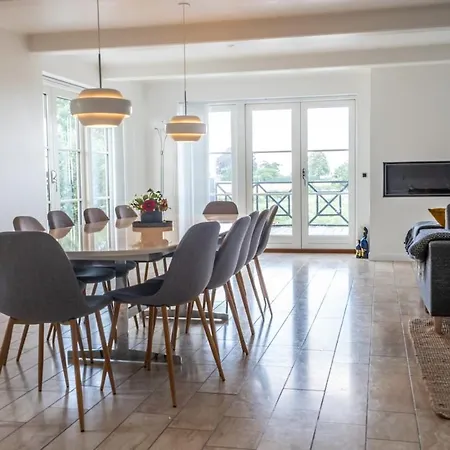 Ferienhaus Scenic Estate With Private Activity Hall & Wellness Sauna Frorup
